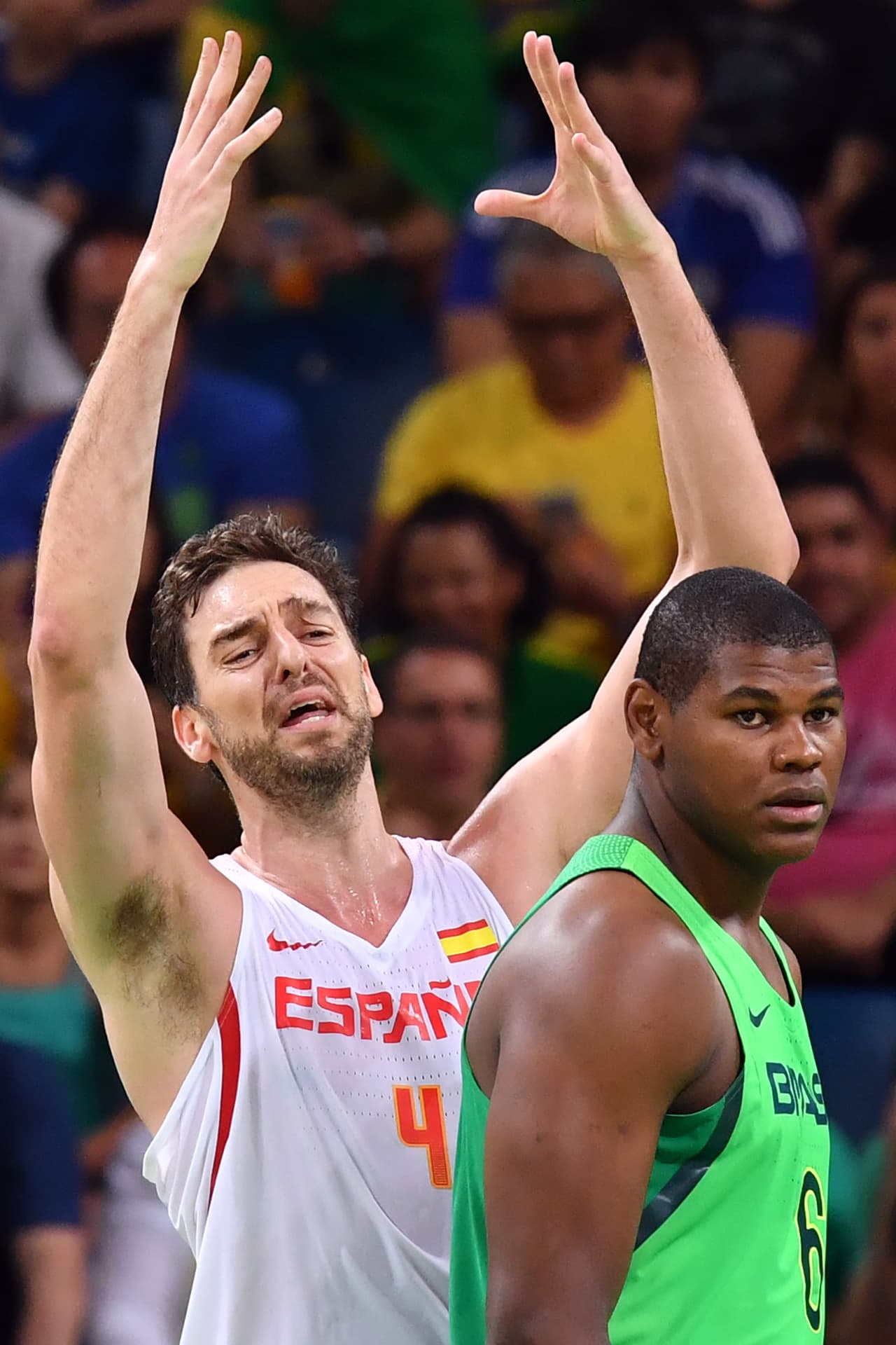 Pau Gasol está desesperado por el inicio de España en el básquetbol, sin embargo, su capacidad histriónica no es la mejor.