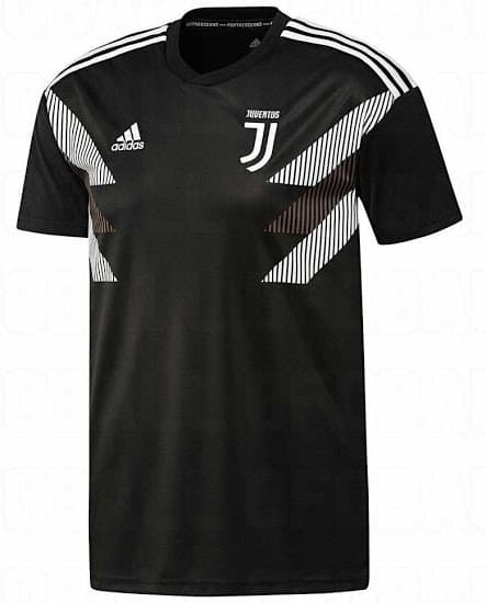 <b>Juventus F.C. </b>(Adidas) - Italia