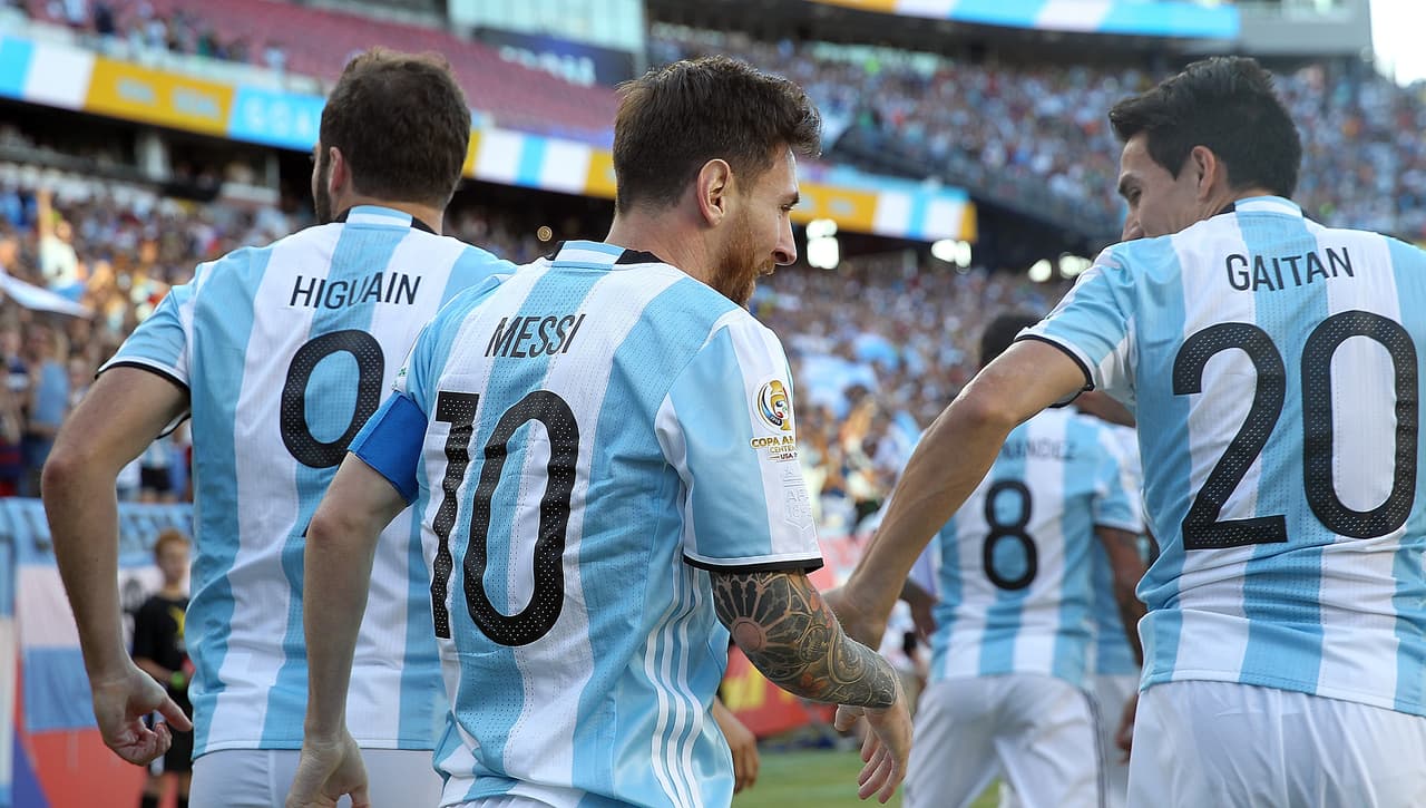 Argentina brilló contra Venezuela rumbo a semifinales.
