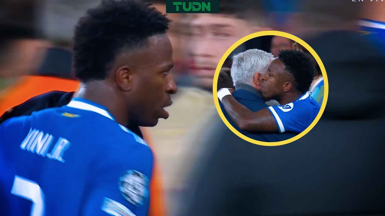 Escándalo: Vinicius mete gol, denuncia insulto y va a la banca para no jugar