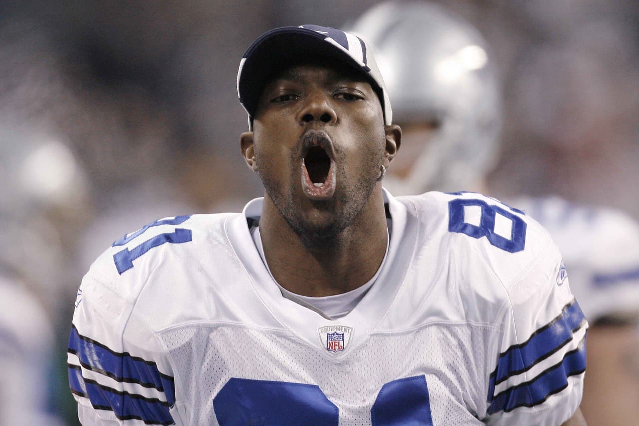 Los Cowboys clasificaron como mejor comodín en la NFC con marca de 9-7, mientras que los Seahawks con el mismo récord, se coronaron como el peor monarca divisional en la Conferencia Nacional en el sector Oeste.