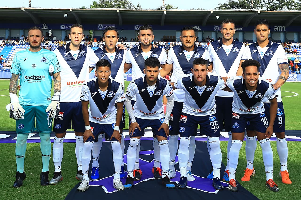 Los Toros de Celaya mostraron el nombre de la mujer más importante en su vida en sus dorsales en sustitución de su nombre ¡Qué detalle!