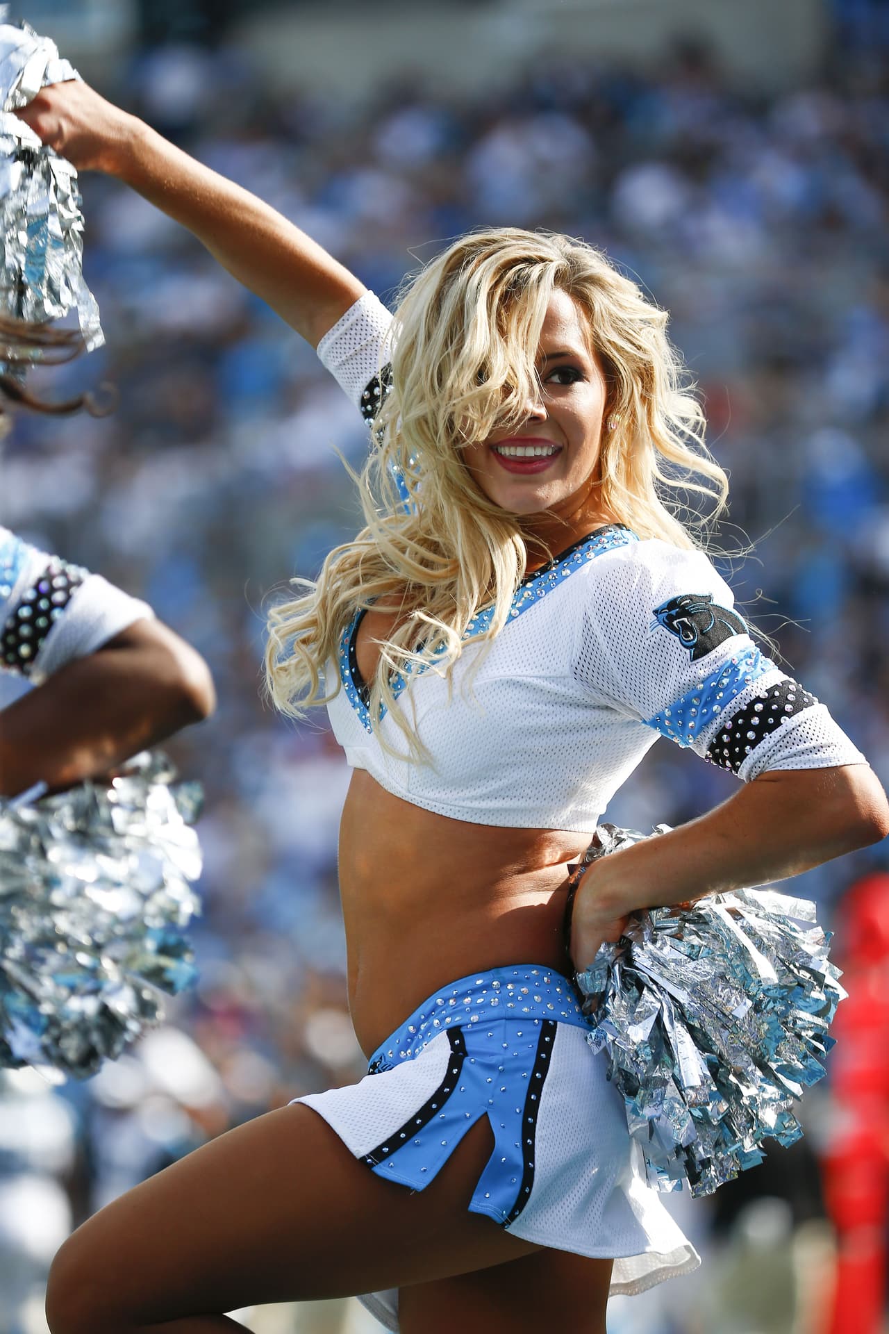 Las bellezas del emparrillado se lucieron en la Semana 2. Checa las mejores tomas de estas lindas y sexys porristas de la NFL.