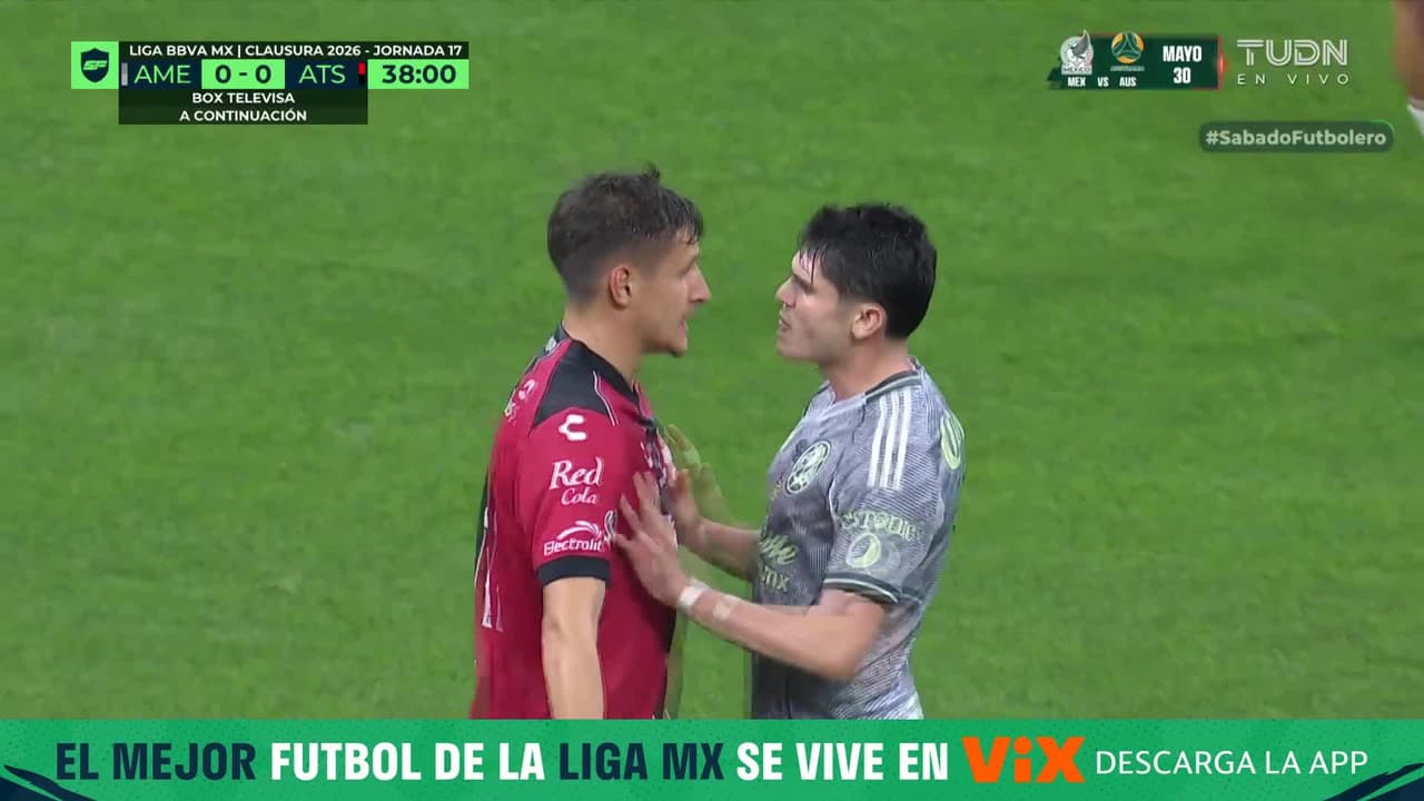 ¡Casi se calienta todo! Reyes y Schlegel se hicieron de palabras y pasa esto