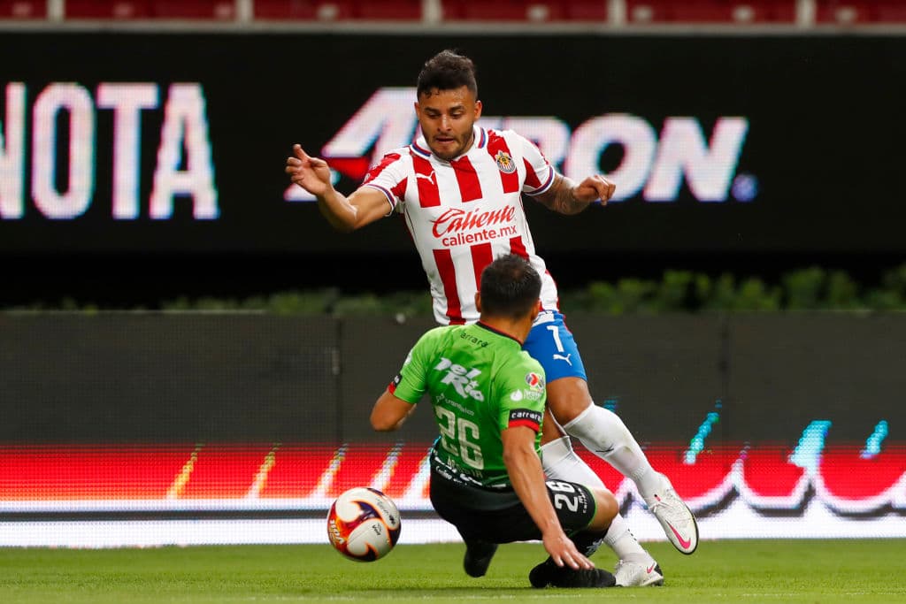 Lezcano (10’) abrió el marcador para adelantar al cuadro fronterizo y Ariel Matías crecía la ventaja al 29’. JJ Macías (77’) apareció para descontar en la segunda mitad. El Rebaño sólo acumula dos derrotas y dos empates. En la siguiente fecha, Chivas visitará al León y Bravos hará lo propio ante Puebla.