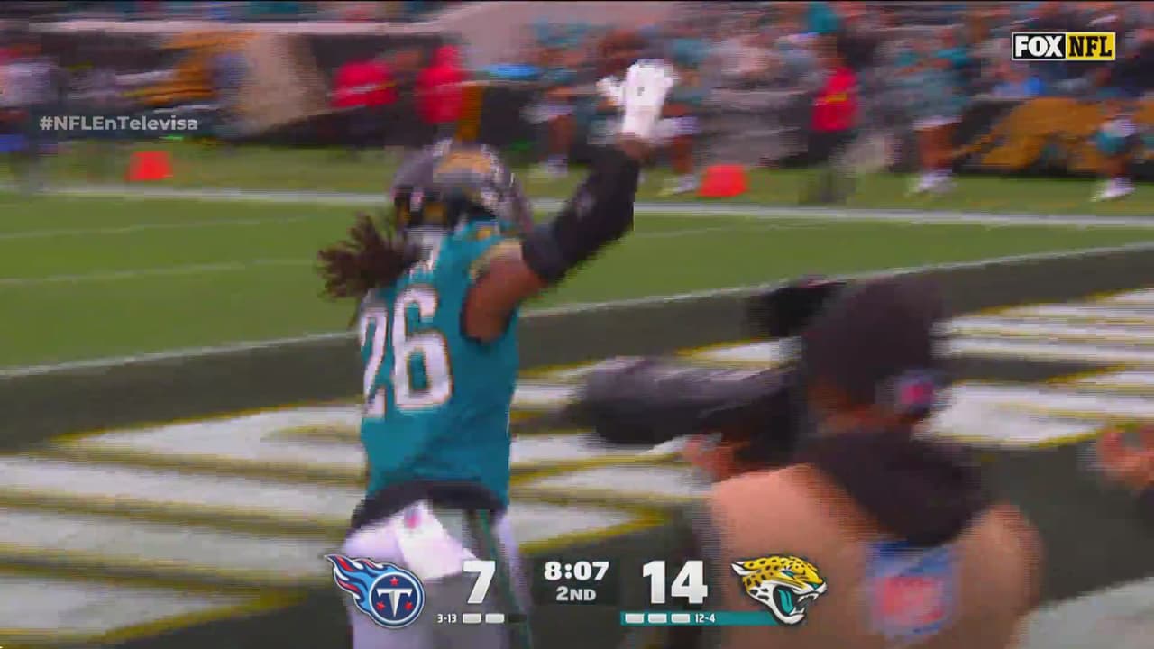 ¡PickSix de Jaguars! Johnson pone puntos sobre los Titans