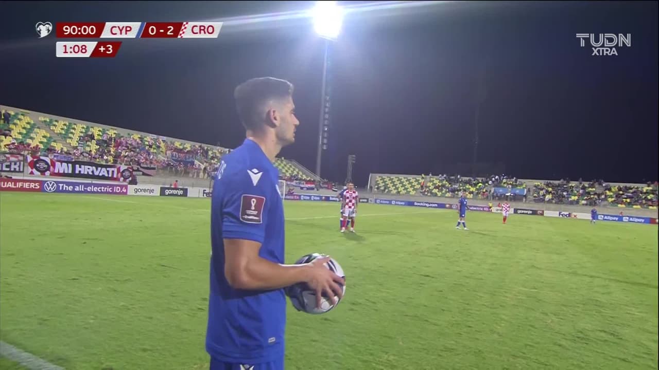¡GOL!  anota para Croacia. Marko Livaja
