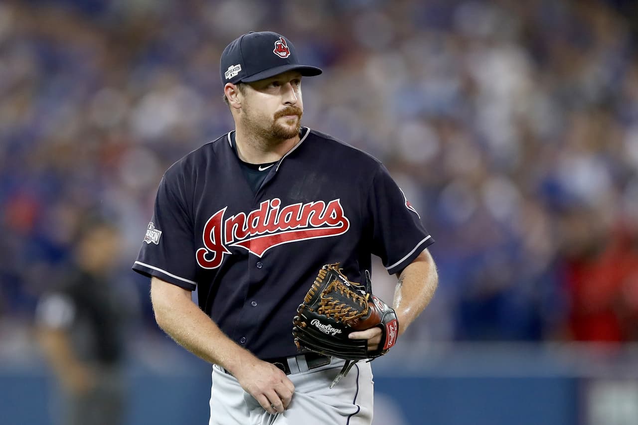 El lanzador derecho Bryan Shaw, de 28 años, tiene dos juegos ganados y cinco perdidos en 2016.