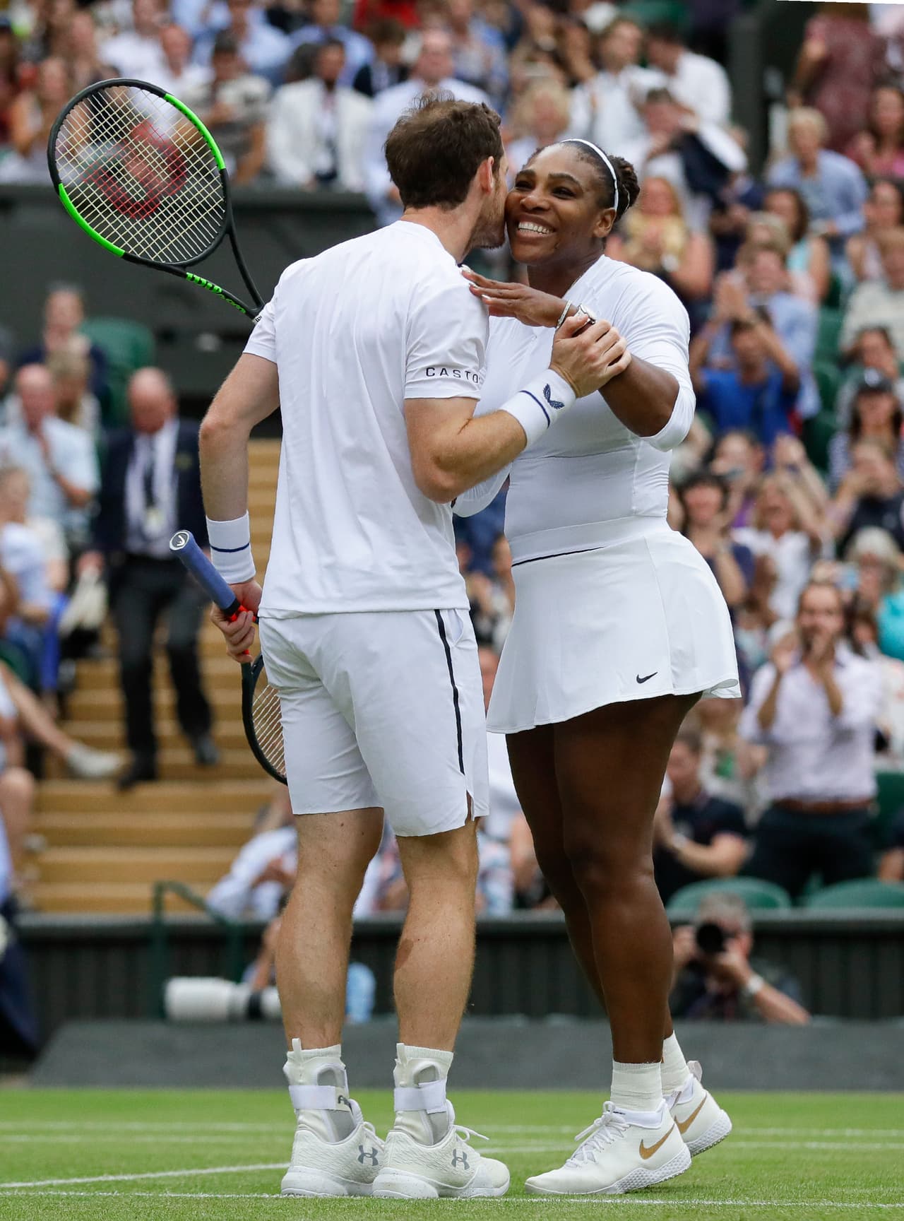 Serena Williams ya había clasificado a primera hora a Semifinales femeninas de Wimbledon.