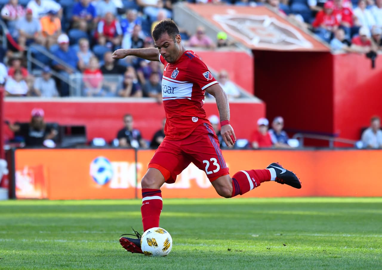 19. Nemanja Nikolic (Chicago Fire) - 1.906.333 de dólares