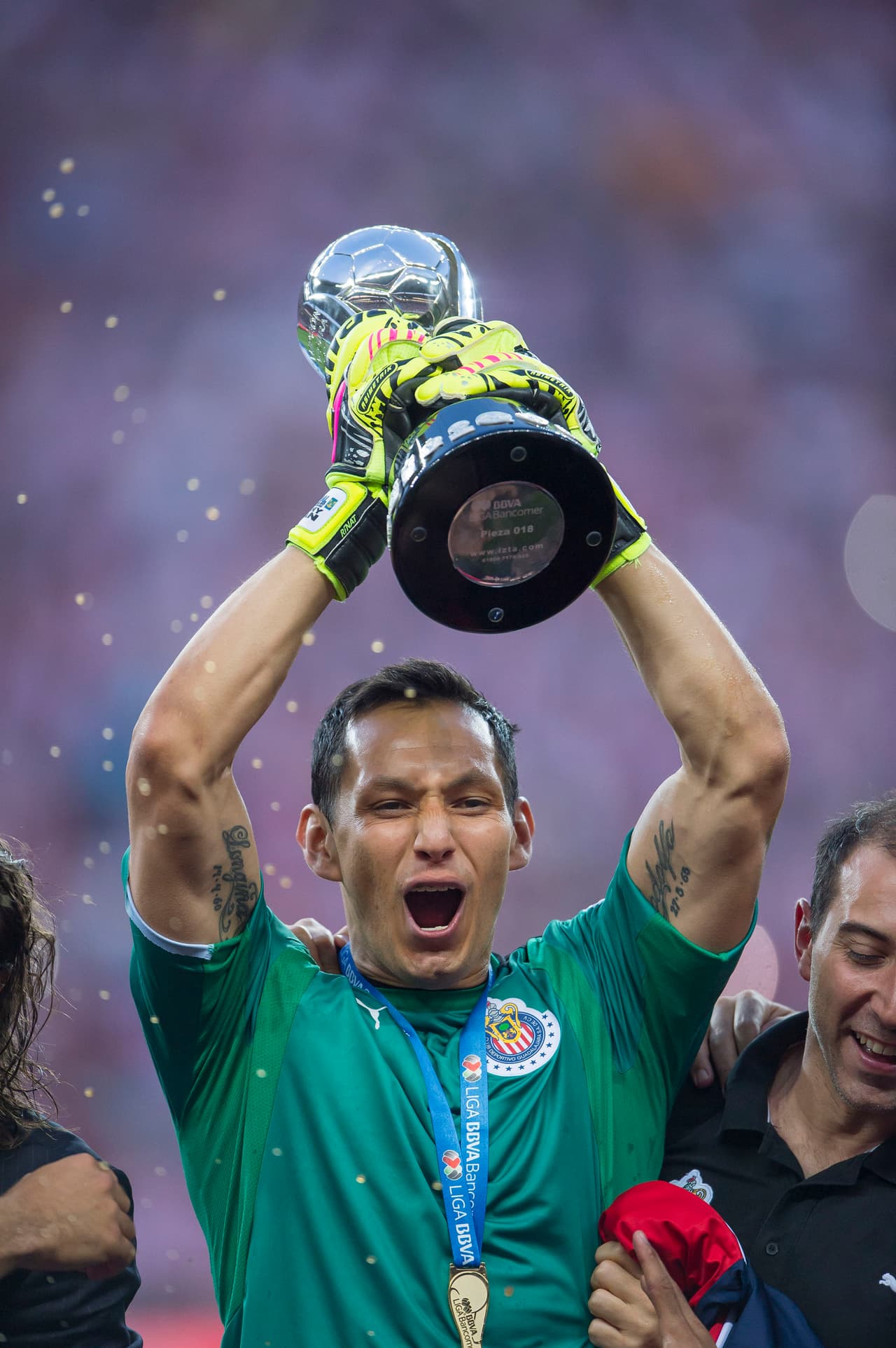 Rodolfo Cota, 8 puntos: El portero del flamante campeón del fútbol mexicano ocupó la cuarta posición entre mexicanos y la segunda mejor en su posición.