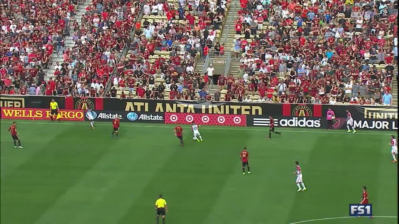 El volante argentino Luciano Acosta lideró triunfo de DC United sobre el Atlanta del 'Tata' Martino