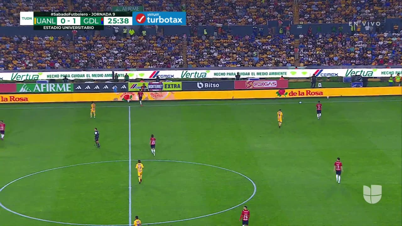 ¡TIRO ATAJADO! disparo por Carlos Cisneros.