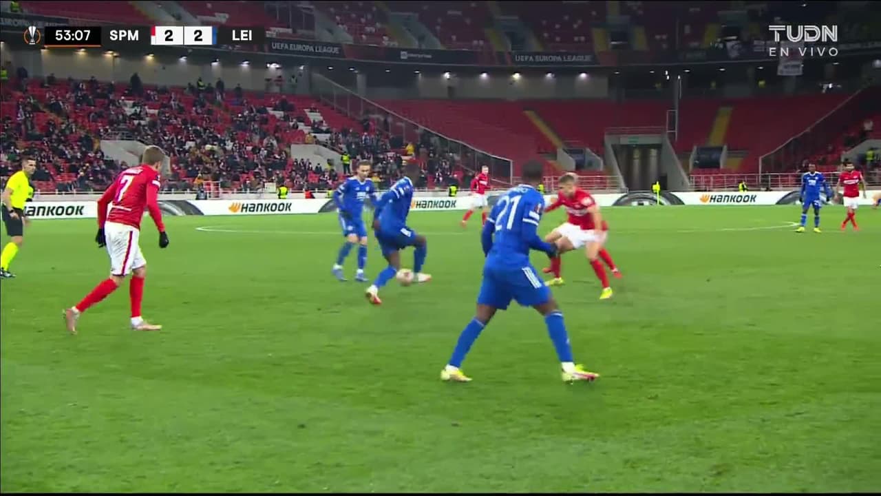 ¡GOL!  anota para Leicester City. Patson Daka