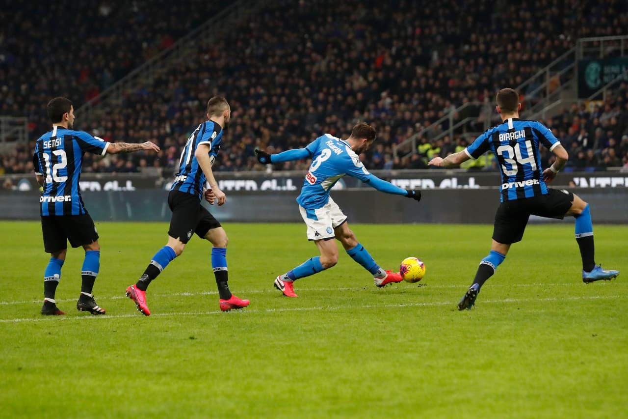El primer capítulo de la Copa Italia fue para el Napoli que se impuso por la mínima ante el Internazionale. La vuelta se disputará en el Estadio San Paolo.