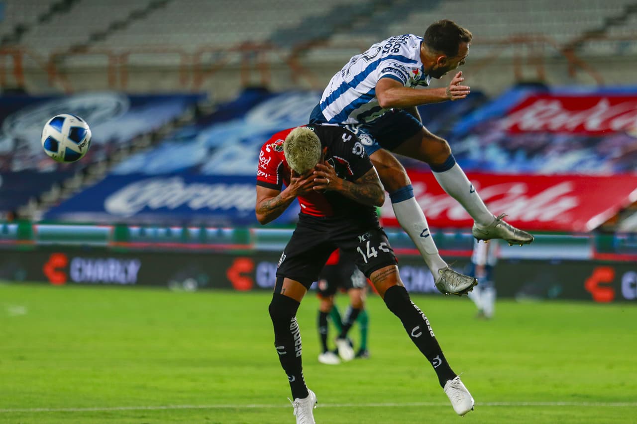 Atlas sorprendió al Pachuca y los derrotó a domicilio para mantener su paso invicto en el campeonato.