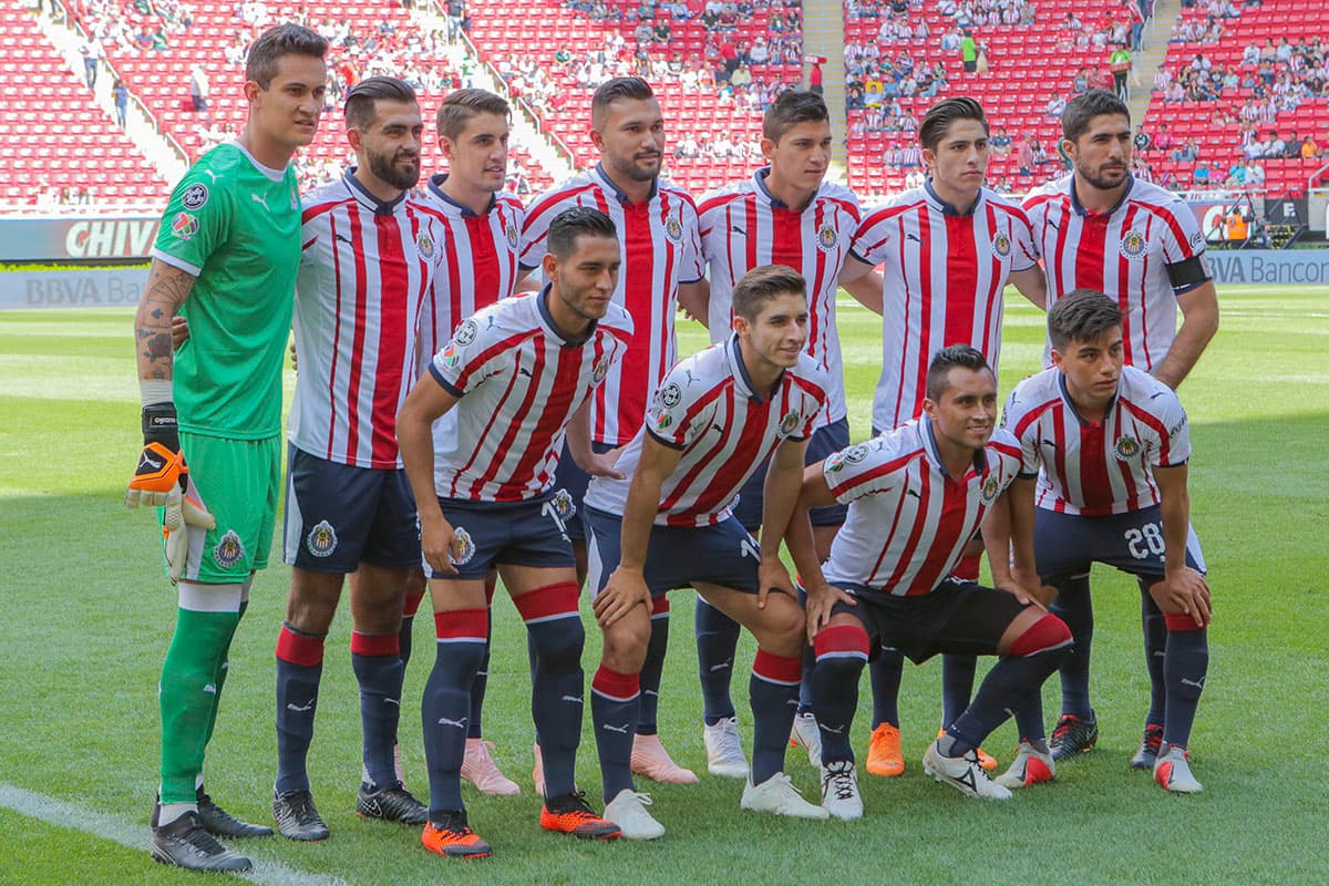 Chivas se quedó con 14 puntos y luego de este empate está obligado a vencer al América el próximo domingo en el Clásico Nacional en el Estadio Azteca.