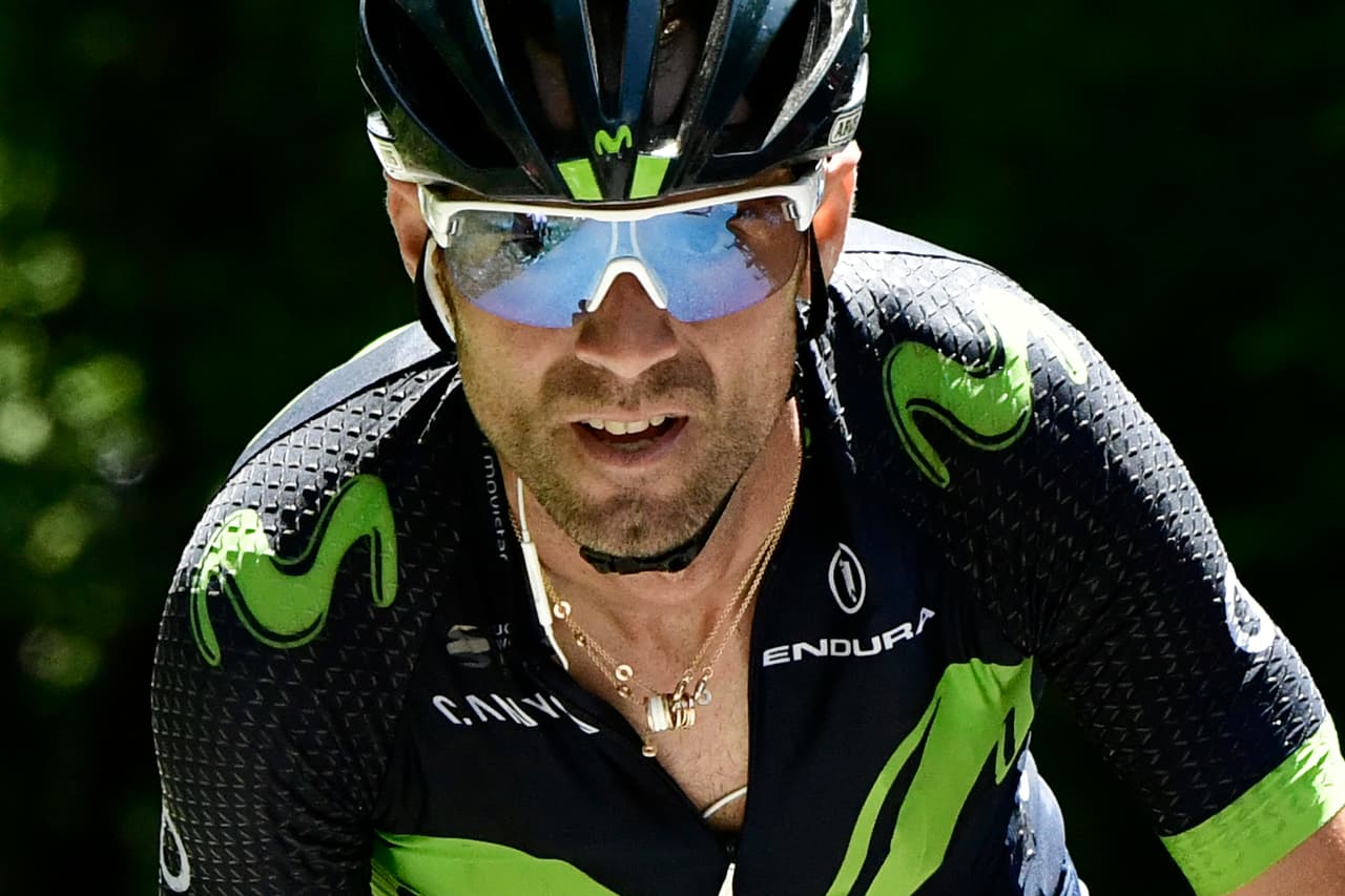 Alejandro Valverde resultó con fractura tras caer en la primera etapa del Tour de Francia