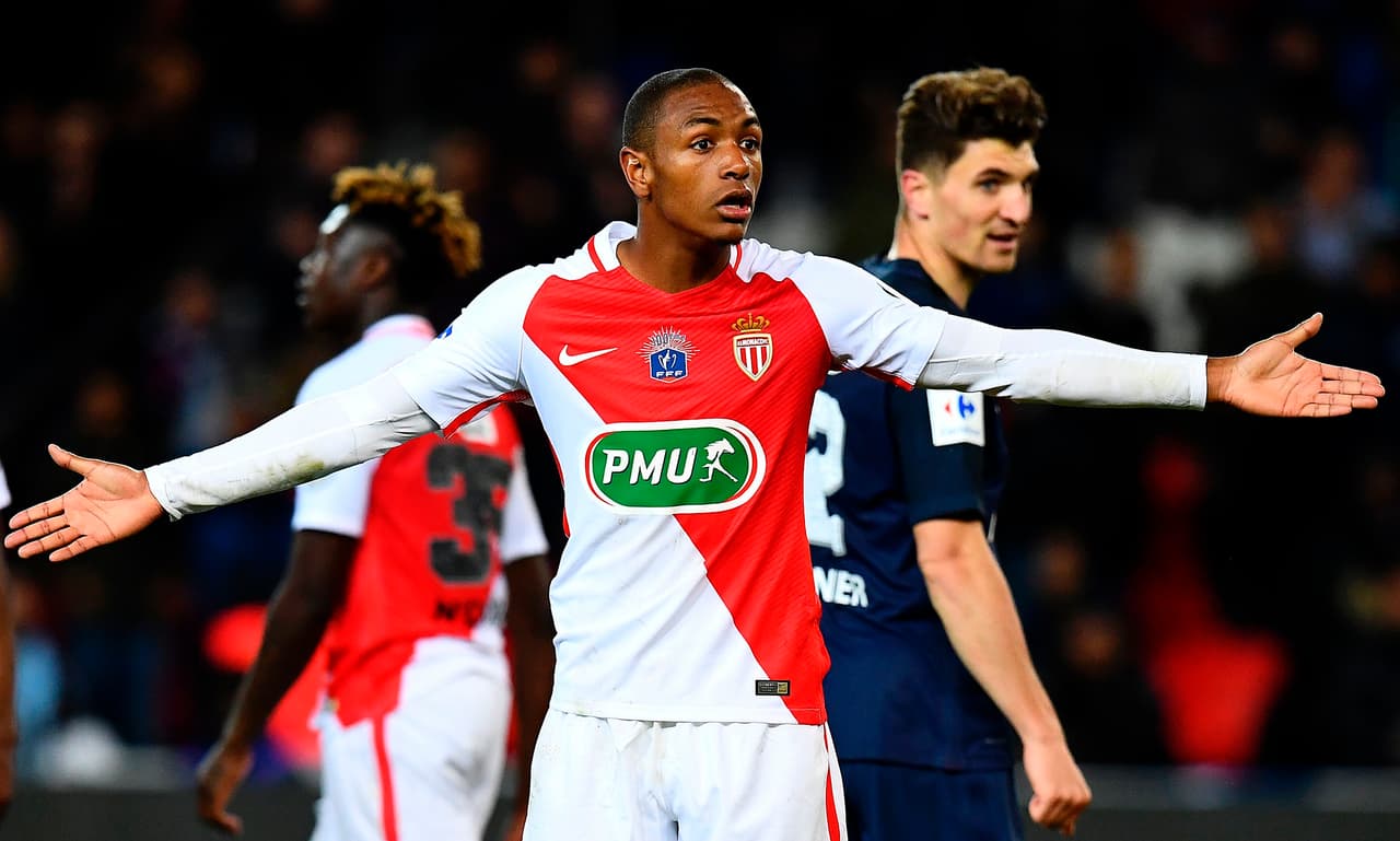 Abdou Diallo (Mainz): el joven defensa francés no pudo pelear por un puesto en el Mónaco, jugando algunos partidos de Liga y Copas. Su paso a la Bundesliga busca consolidarlo.