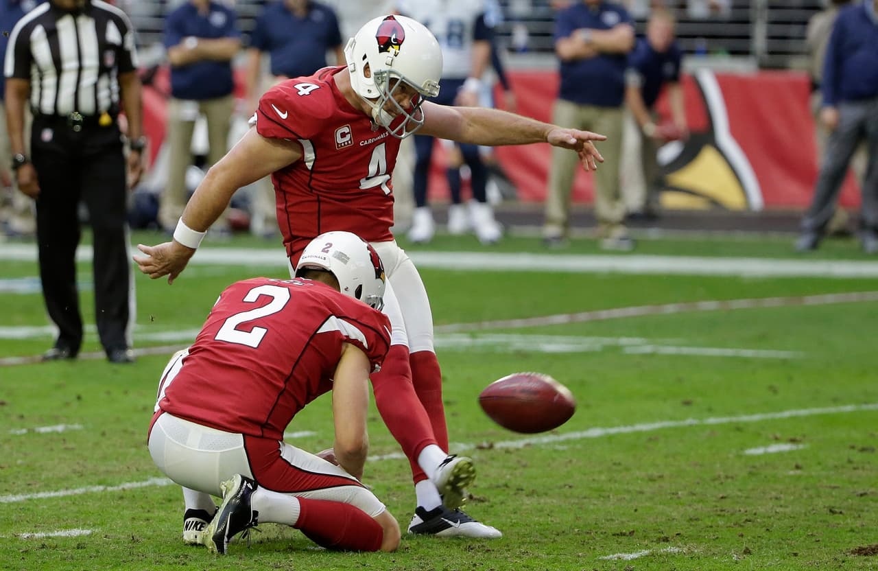 Phil Dawson anotó cuatro goles de campo y los Cardinals vencen 12-7 a los Titans
