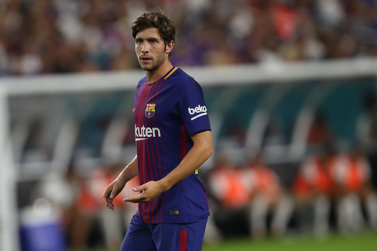 Pero no sería el único cambio. En Inglaterra ha surgido el rumor de que el Manchester United quiere quedarse con Sergi Roberto, otra posible baja para Valverde.