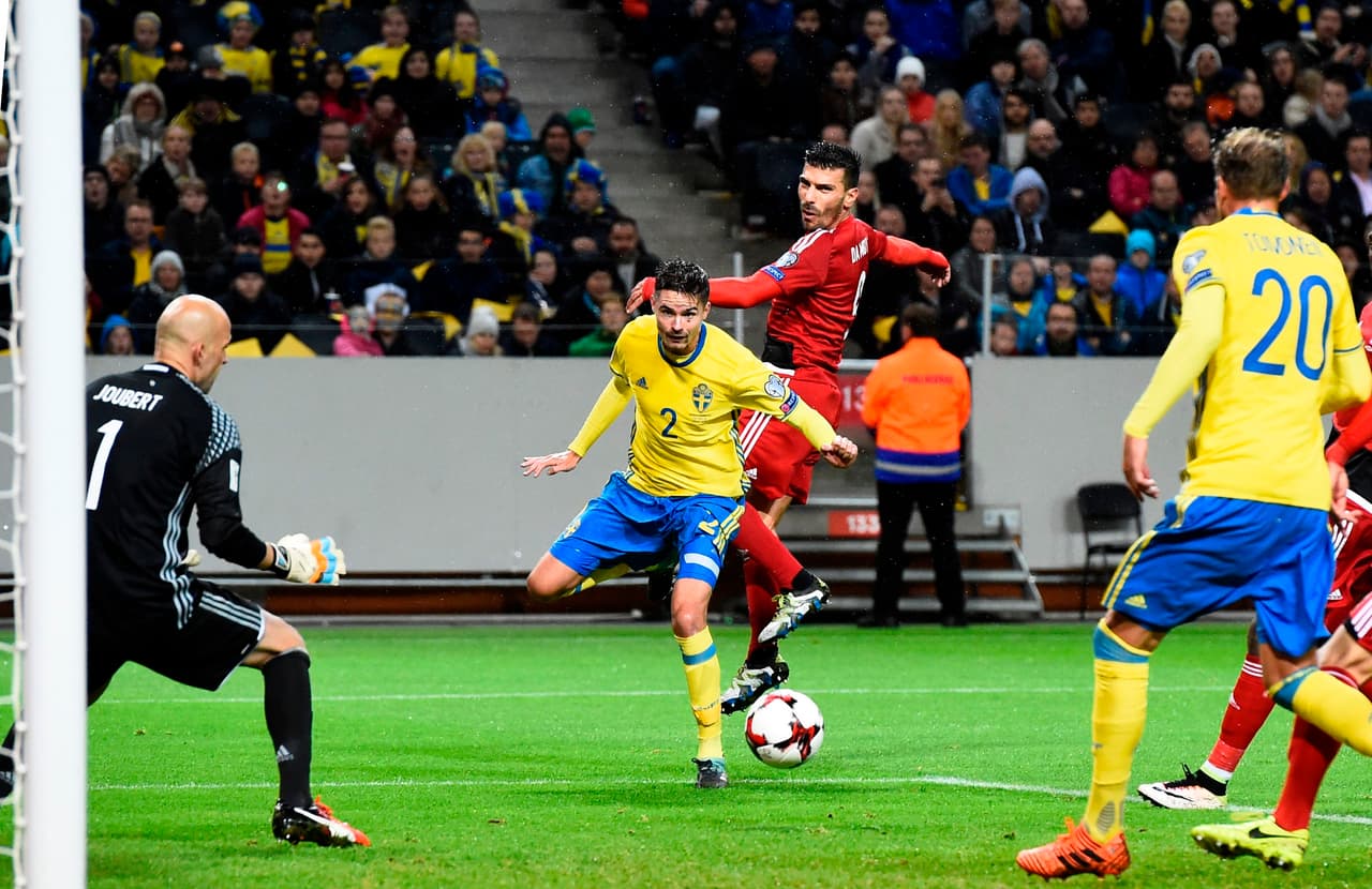 El partido contra Luxemburgo marcó una diferencia en la pelea por al menos llegar al repechaje. Los suecos se enfocaron para alcanzar una diferencia amplia que le sirviera para la última fecha.