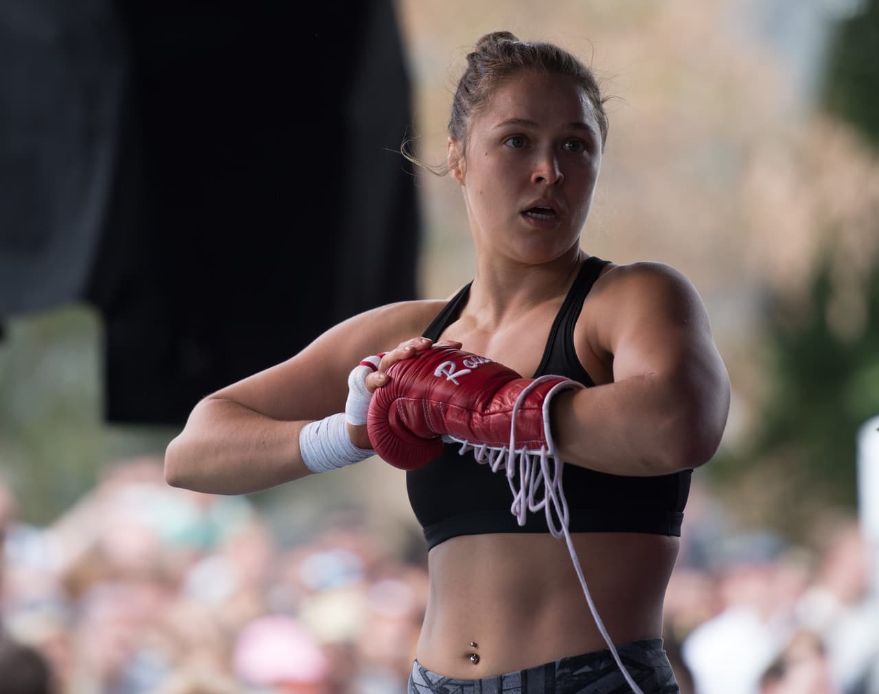La figura de Ronda Rousey es la más mediática de la UFC. Esta luchadora regresará a competencia tras un año de inactividad, a la espera de aumentar el legado que tiene gracias a su capacidad.