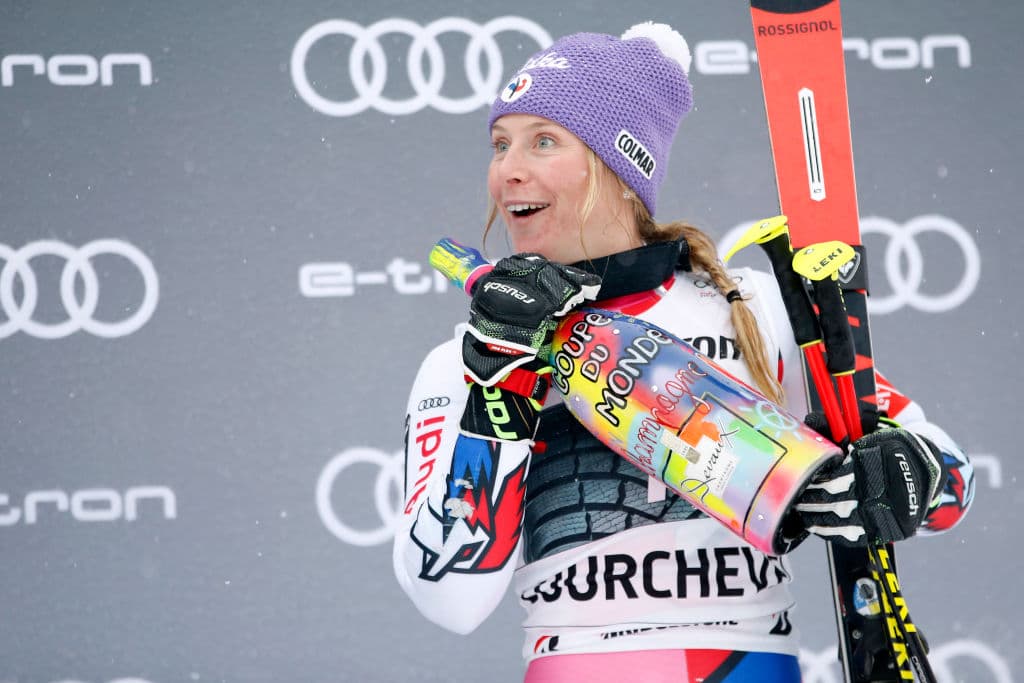 Estas son las mejores imágenes que deja este día de actividades en la Copa Mundial de la FIS en Courchevel, Francia, tras la prueba del Slalom Gigante de mujeres.