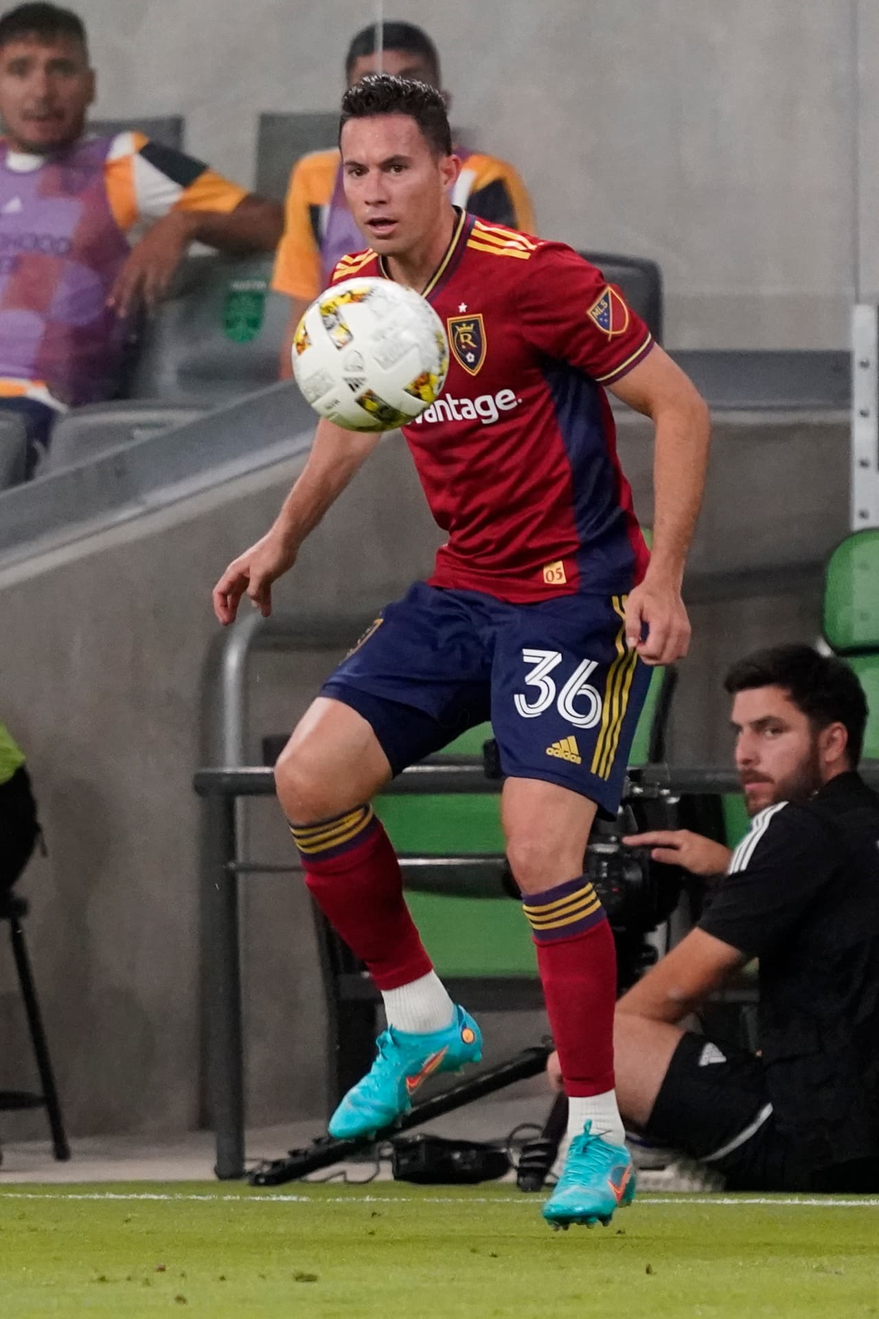 Defensor - BRYAN OVIEDO (Real Salt Lake)