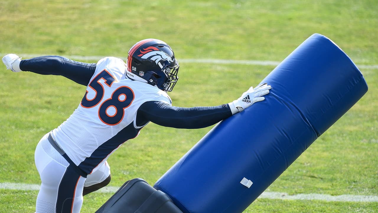 Von Miller prende focos rojos en Denver, tras lesión en el tobillo
