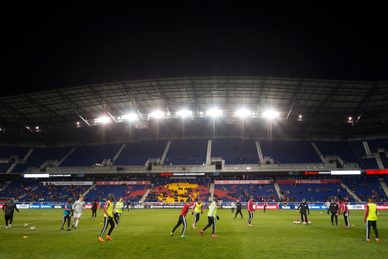 El Red Bulls Arena, donde se jugará el partido de vuelta contra Chivas de Guadalajara en la Liga de Campeones de Concacaf, fue inaugurado el 20 de marzo de 2010 y puede recibir 25 mil espectadores.