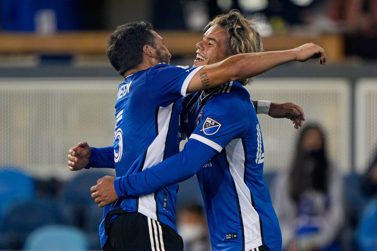 Con 17 años, Cade Cowell volvió a anotar para San Jose Earthquakes, que aplastó 4-1 a D.C. United.
<br>