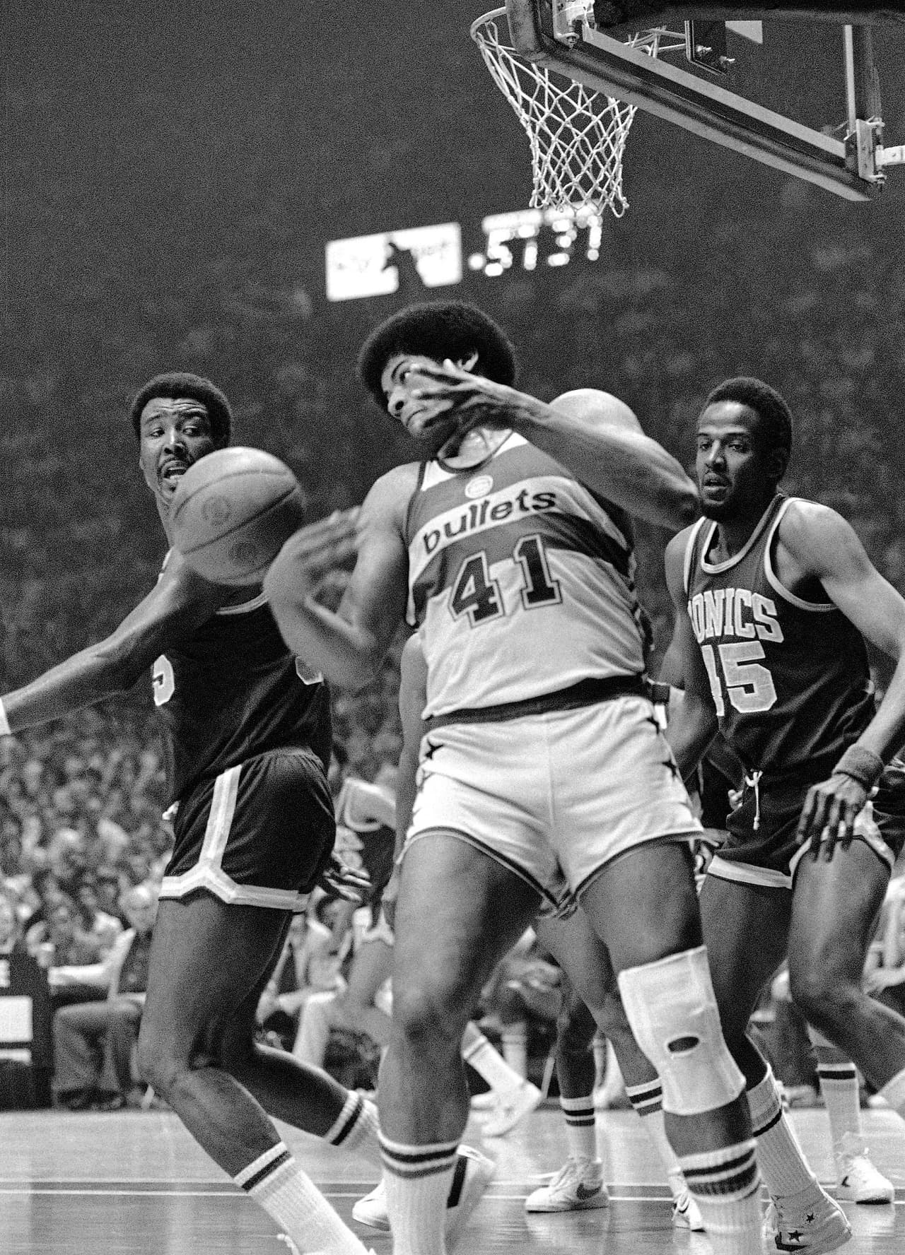 <b>Washington Wizards: Wes Unseld</b>. Le dio a este equipo, cuando se llamaba Bullets, en 1978, el único título en su cuenta, y fue el MVP de aquellas Finales. Líder histórico en juegos y minutos.
