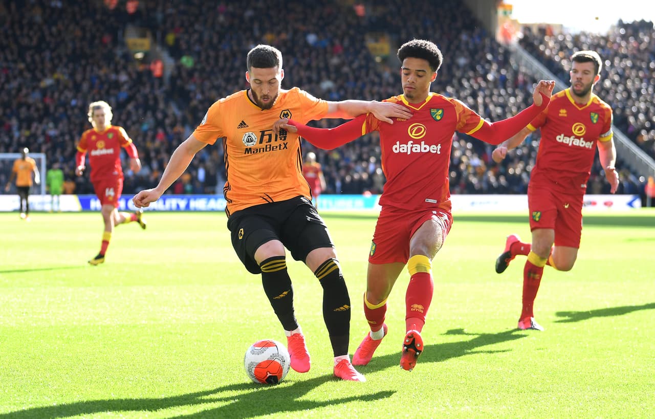 Raúl hizo una dedicatoria especial, pues el gol anotado lo hizo besando el balón dentro de su playera simulando una panza.