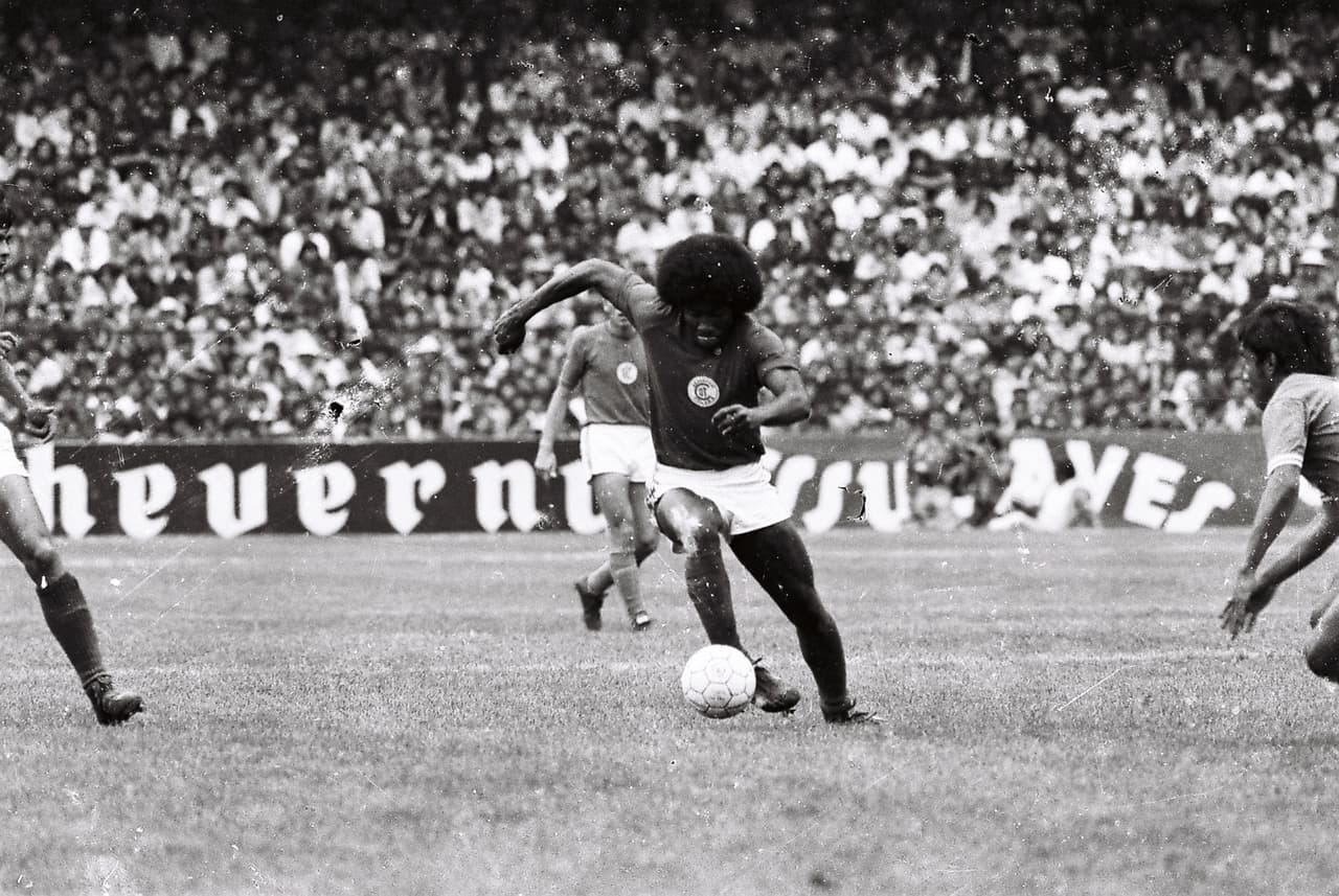 <b>Ítalo Estupiñán:</b> El atacante llegó al futbol mexicano en 1975 y fue el primer ecuatoriano en ser campeón en México.
<br>