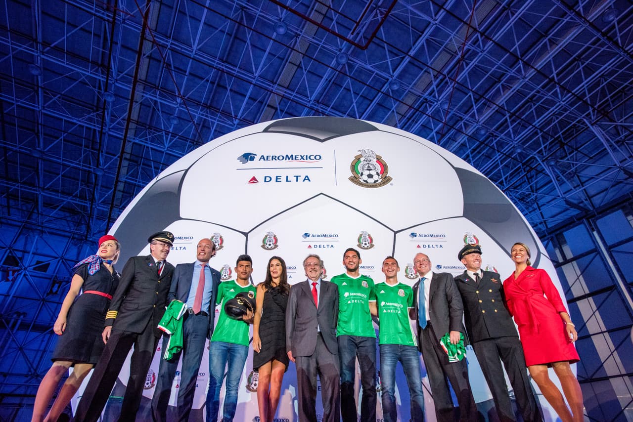 Aunque no se conocieron mayores detalles del acuerdo, este cubriría el transporte aéreo no solo al equipo nacional de mayores, sino también a las juveniles y femenina en los torneos que disputen.