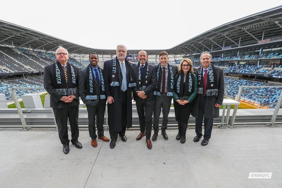 Bill McGuire -propietario del equipo- y Don Garber -comisionado de MLS-, entre otros, recorrieron las instalaciones del Allianz Field.