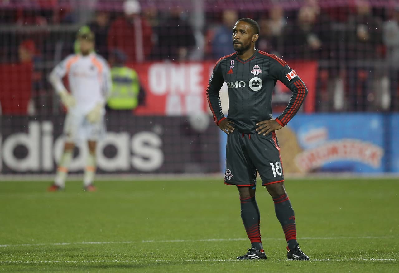 Hablando de finalistas, Toronto FC disputará la gran final en 2016 por primera vez en su historia, lo cual significa que antes del 2016 el cuadro canadiense no había podido lograrlo a pesar de tener buenos jugadores en sus líneas. Uno de ellos era el inglés Jermain Defoe, quien jugó en Toronto en 2014.