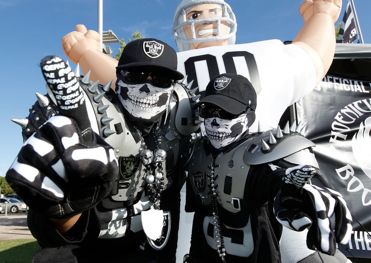 Mira a los aficionados de la NFL durante la primera semana de la pretemporada.