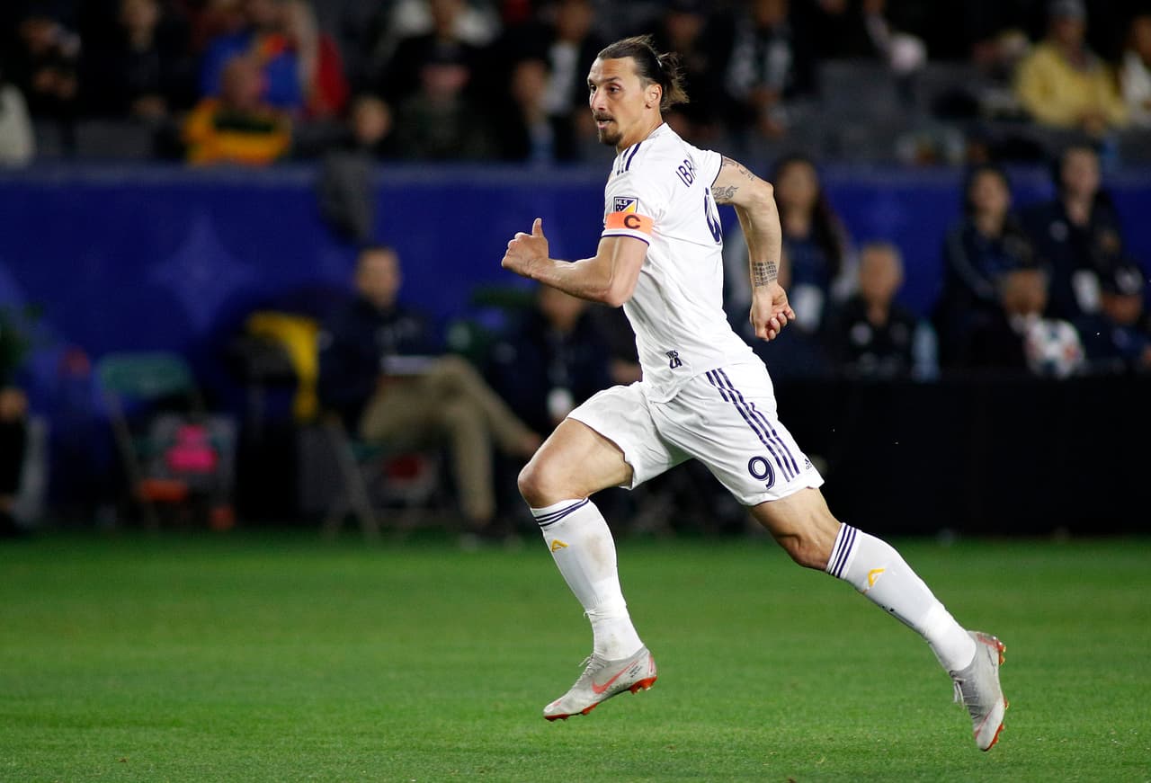 Zlatan se perdió cinco juegos, tres por lesión y dos por sanción.