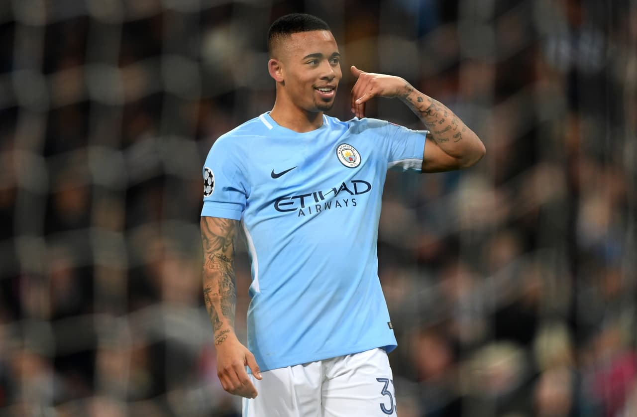 El Manchester City, con los deberes hechos en la ida, cuando venció 0-4 en tierras suizas, cayó por 1-2 contra el Basilea, pero aseguró su presencia en los cuartos de final,