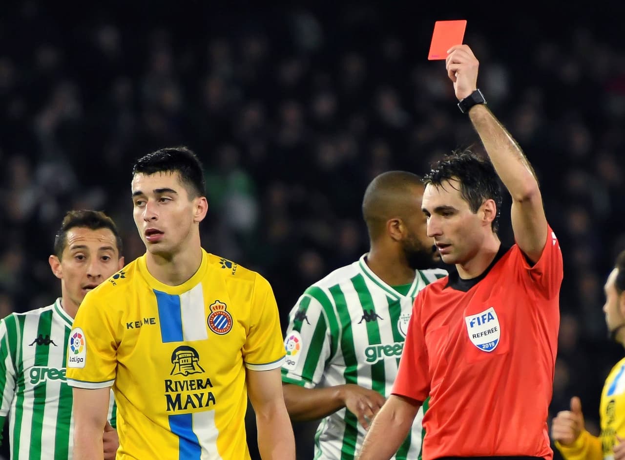 Las cosas para los Periquitos empeoraron cuando Marc Roca recibió la segunda amarilla en el minuto 94 y se fue expulsado.