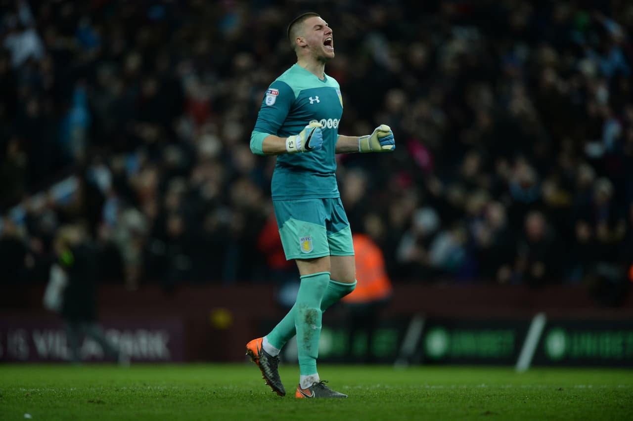 Sam Johnstone es en la actualidad arquero de Aston Villa, pero su pase es propiedad de Manchester United. Aún así, el Tottenham Hospur está interesado en él.