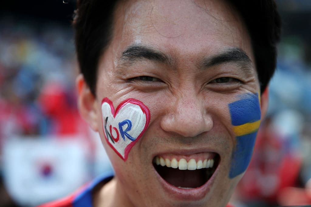La alegría de los hinchas de Suecia y Corea del Sur la da un colorido especial al espectáculo en el duelo del grupo F entre dos de los rivales de México en el Mundial de Rusia 2018.