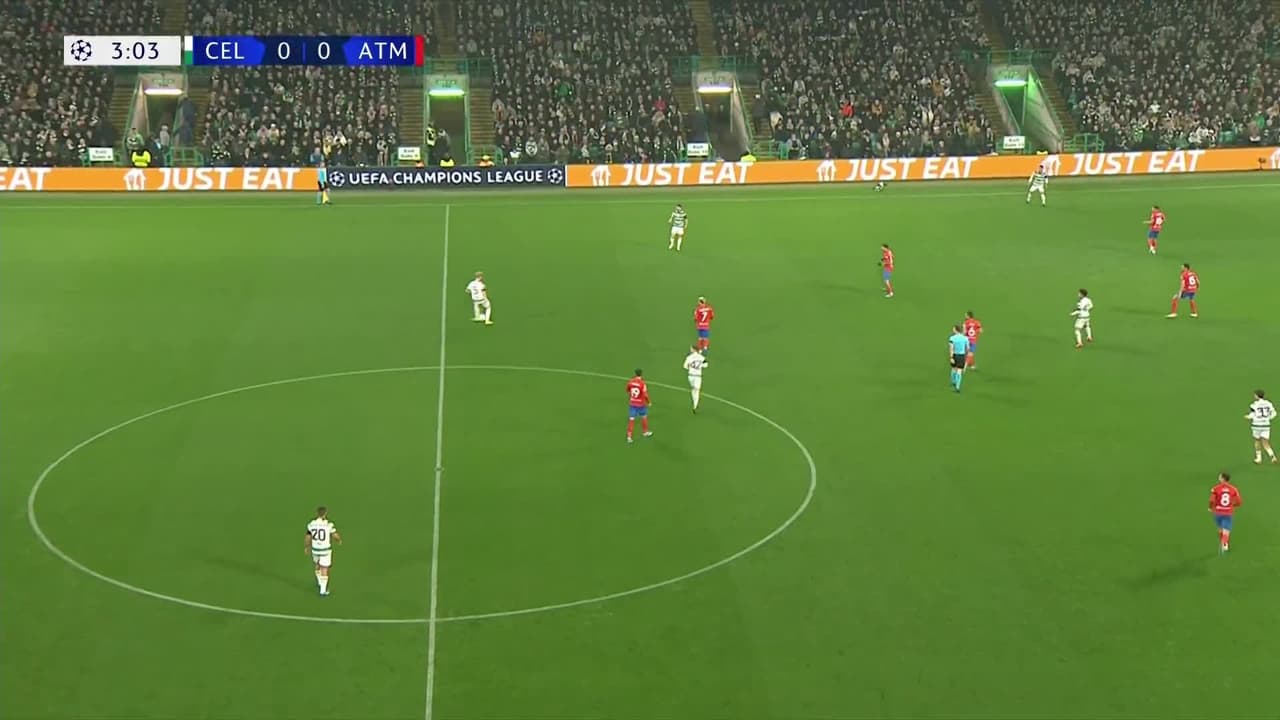 ¡Qué golazo del Celtic! Furuhashi sella el 1-0 tras 'baile' al Atleti