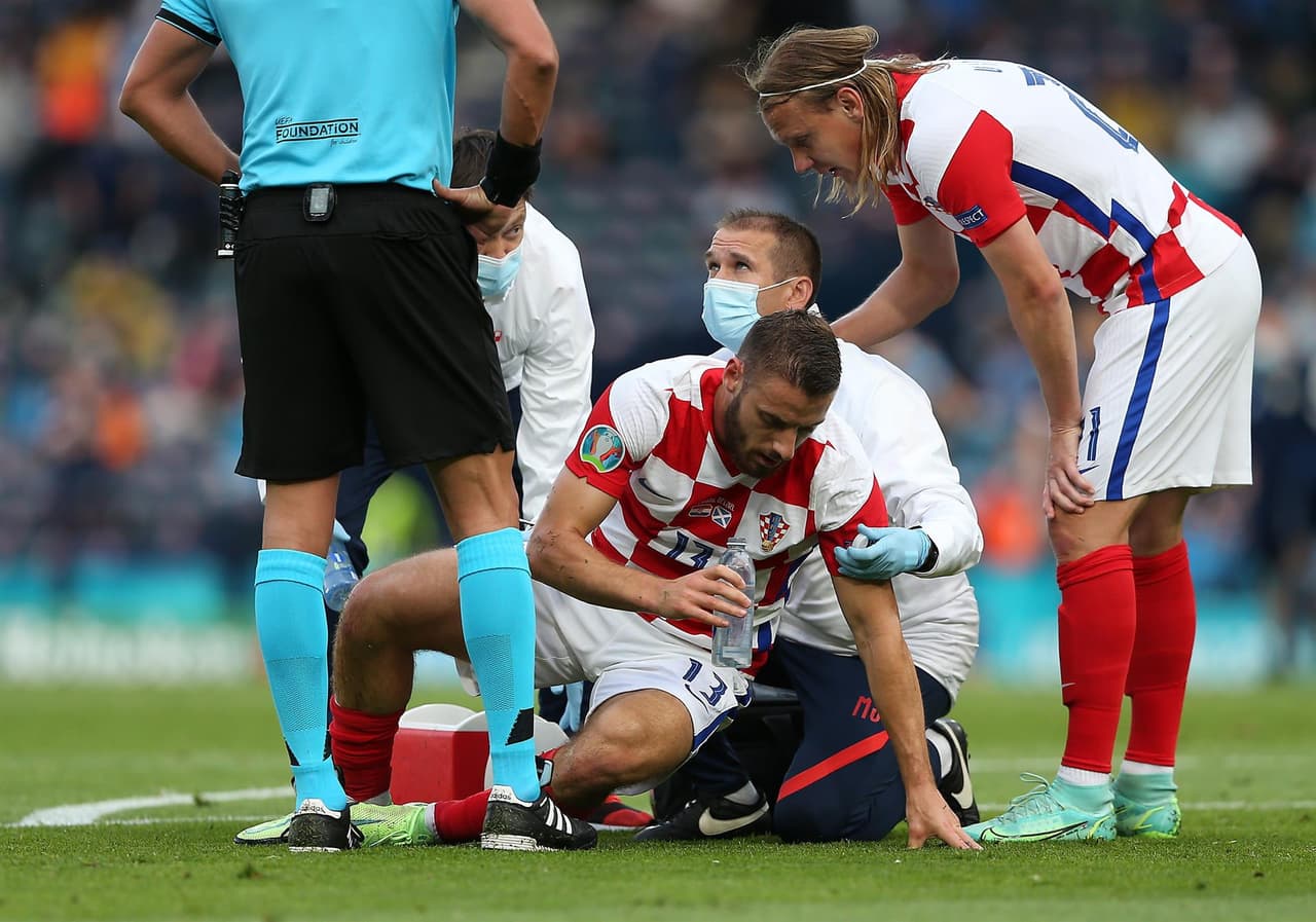 Con tres goles, Croacia derrota a Escocia con marcador 3-1 en la fase de grupos de la Euro 2020. Nikola Vlasic lideraba el encuentro, pero el escocés Callum McGregor le daba esperanza a su equipo, sin embargo Luka Modric e Ivan Perisic confirmaron la victoria de la escuadra croata y su calificación a Octavos de Final.