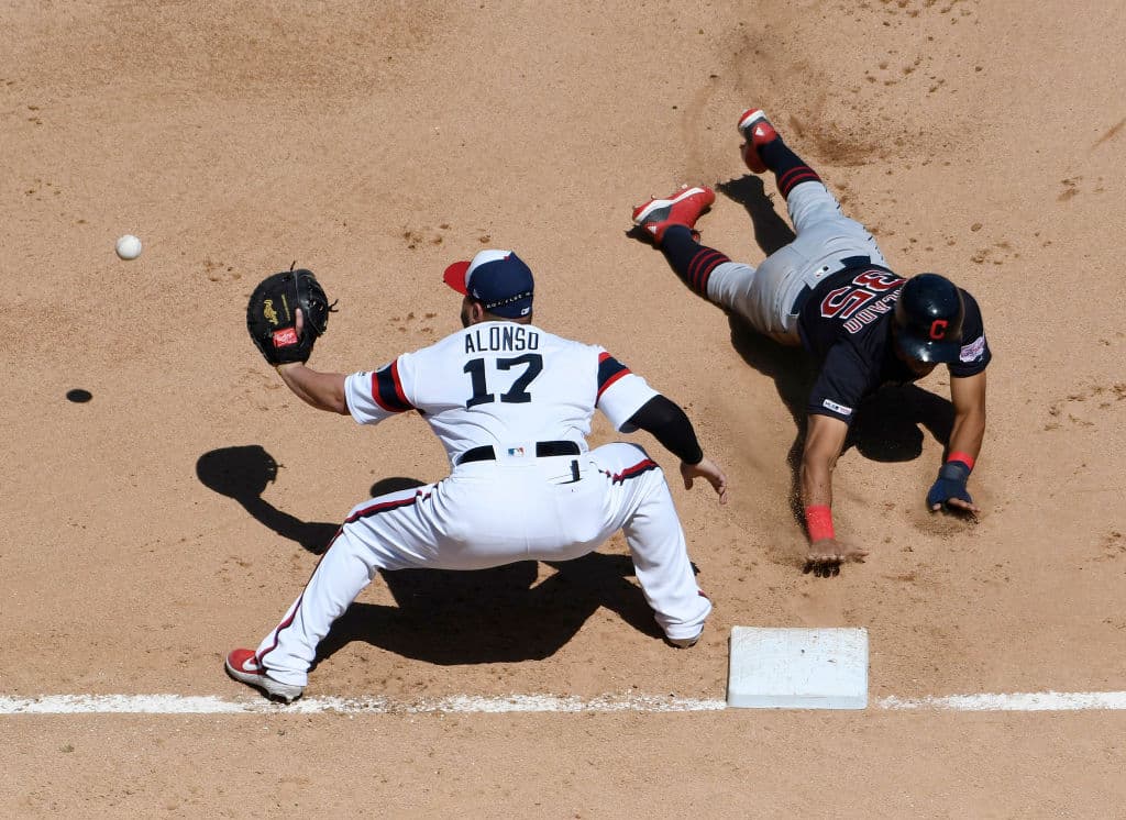 Francisco Lindor consiguió tres de los seis imparables que bateó Cleveland. Incluso abrió la novena entrada con un doblete, pero Colomé se encargó de retirar a los tres siguientes bateadores para apaciguar cualquier intento de remontada.