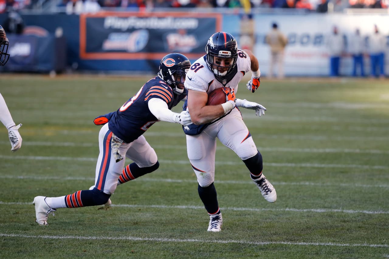 Brock Osweiler debutó como titular con una agónica victoria de los Broncos por 17-15 sobre los Bears y estas son las mejores imágenes del encuentro.