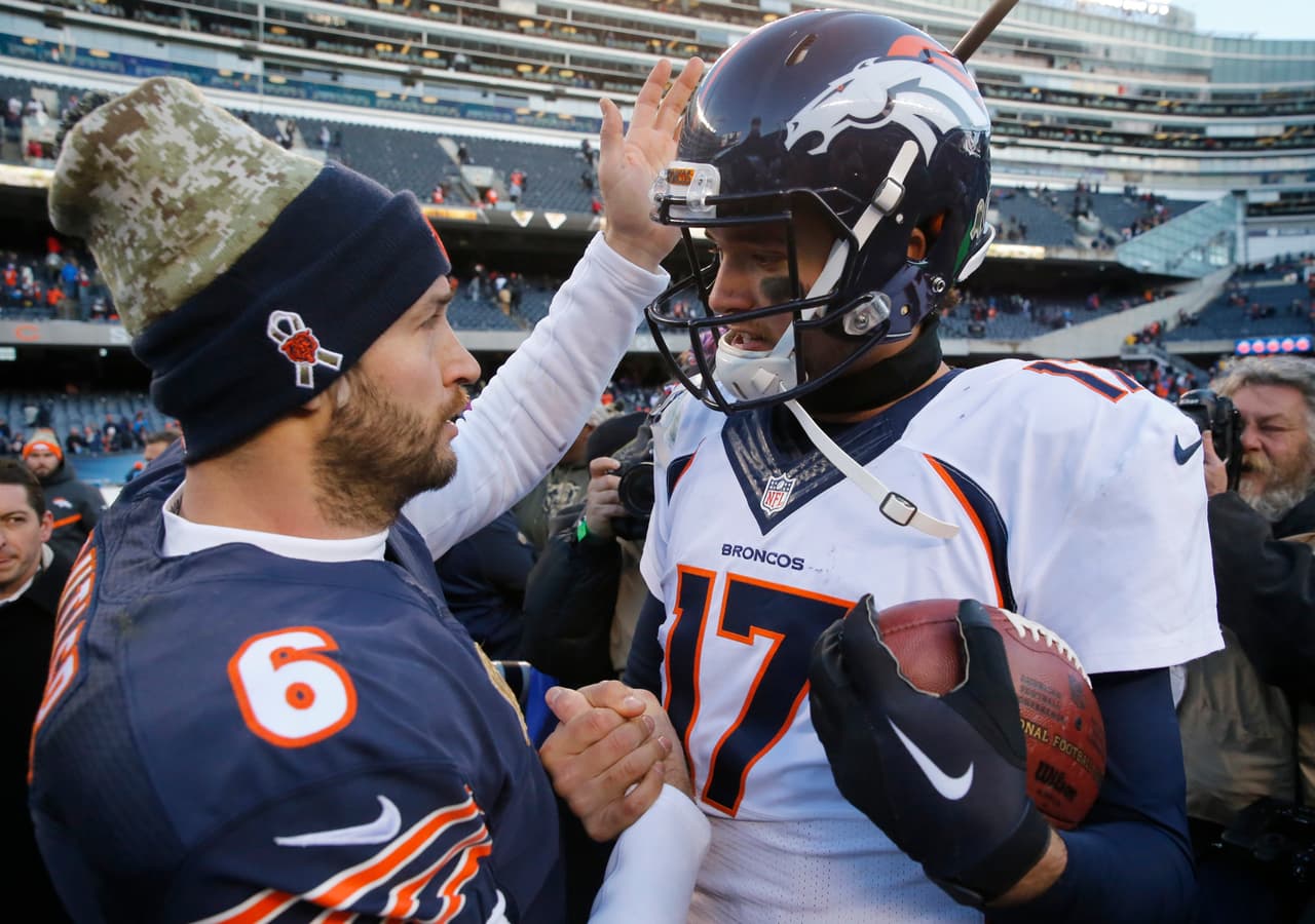 Brock Osweiler debutó como titular con una agónica victoria de los Broncos por 17-15 sobre los Bears y estas son las mejores imágenes del encuentro.