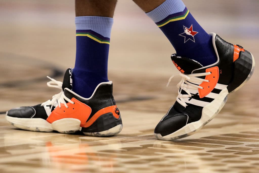 Tenis Adidas usados por James Harden #2 del equipo LeBron.